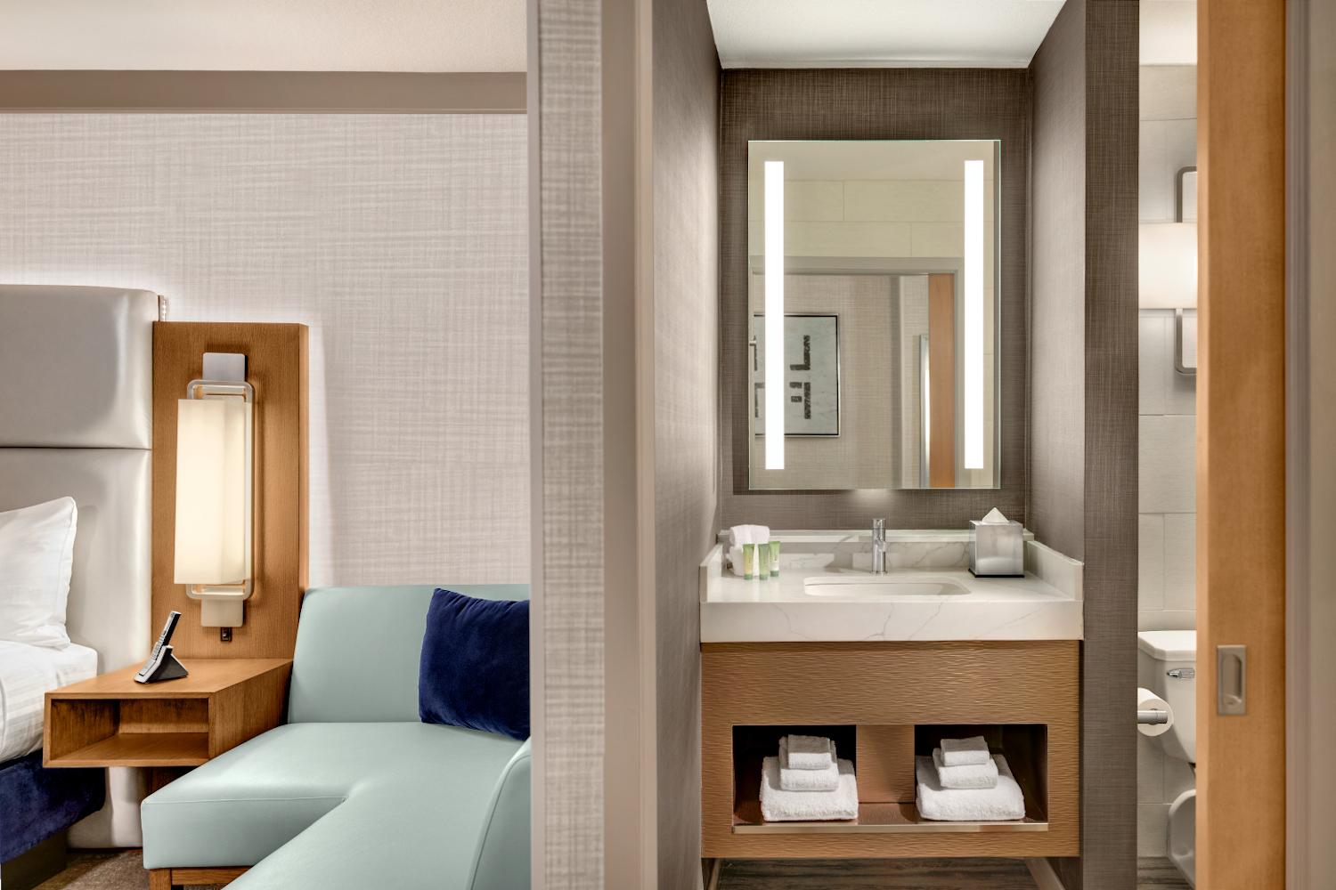 Elevate King Bathroom 1